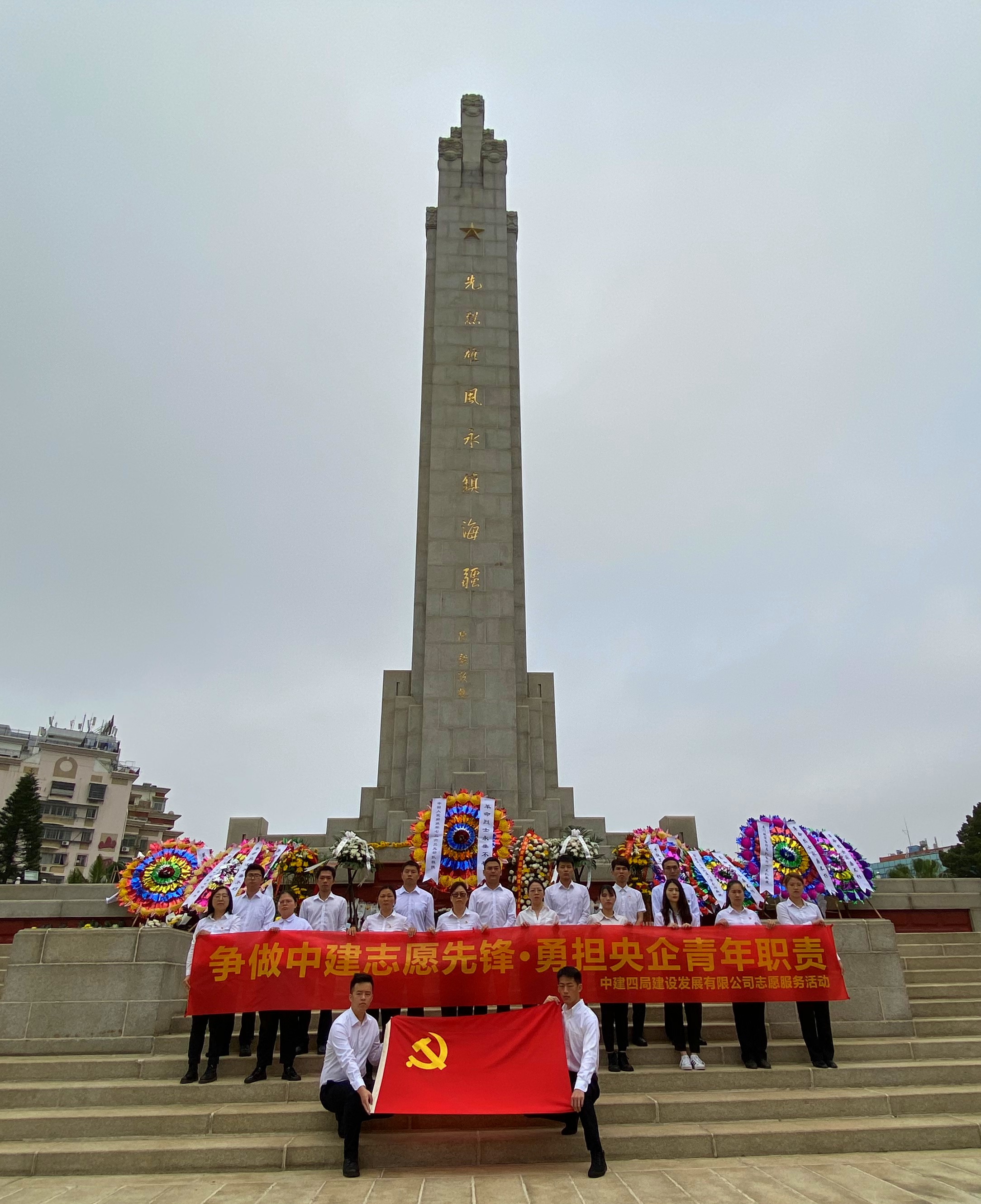合照+夏士杰.jpg 合照+夏士杰.jpg
