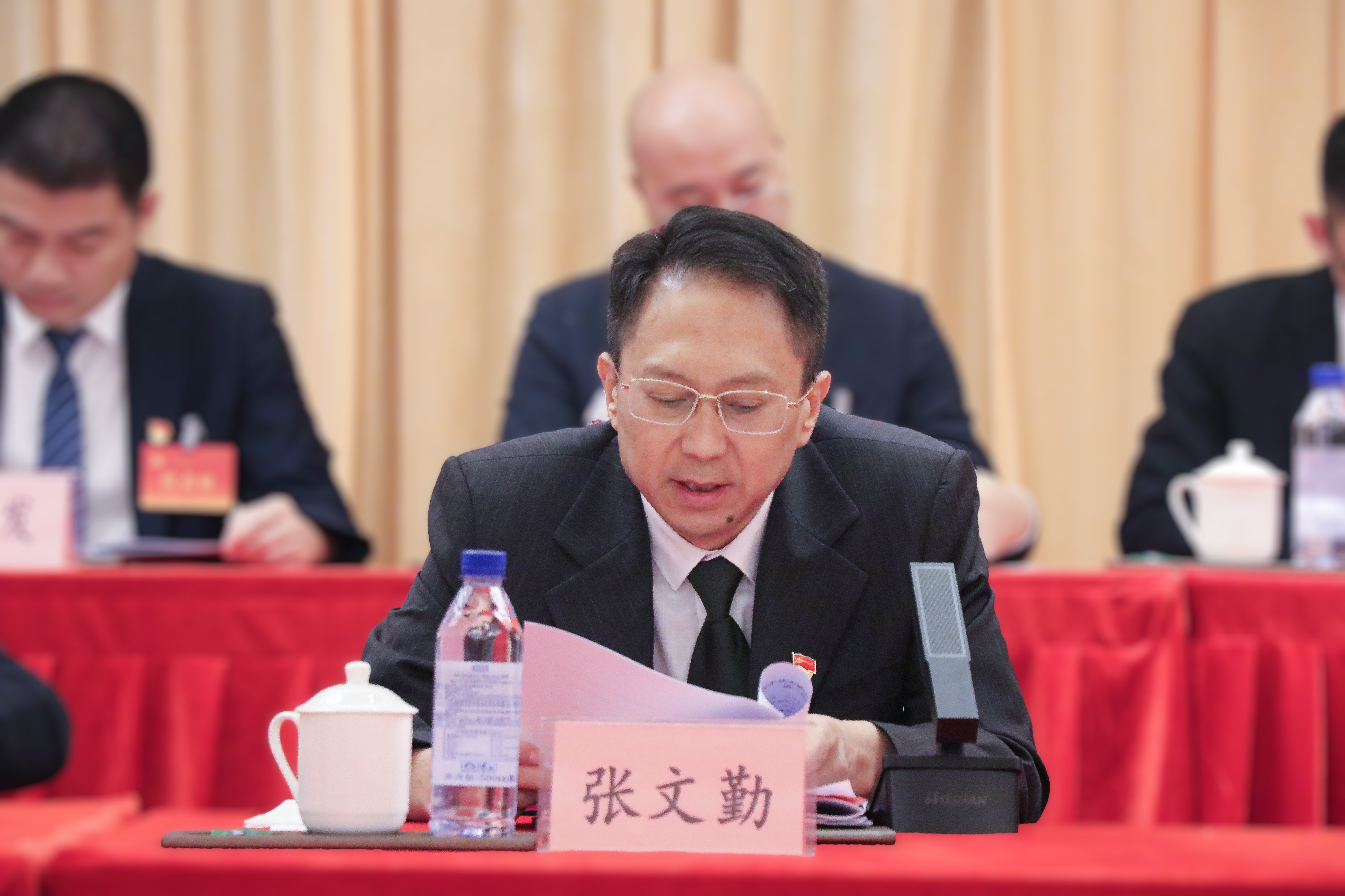 张文勤.jpg