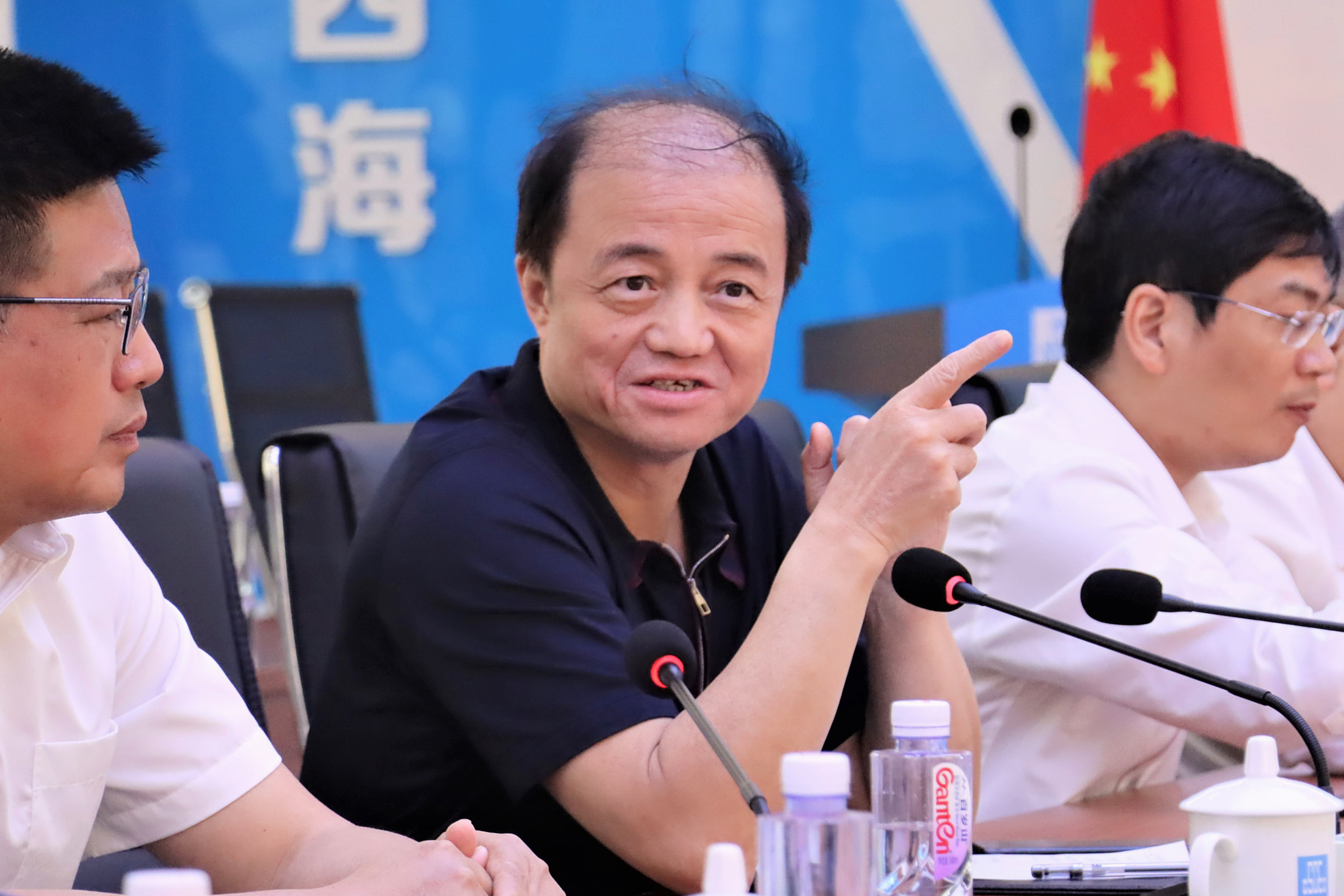 【建设发展总承包公司】20210401【小消息】中国建筑战略研究院特聘研究员毛志兵一行调研厦门新会展中心、厦门新体育中心项目,附图4.jpg 【建设发展总承包公司】20210401【小消息】中国建筑战略研究院特聘研究员毛志兵一行调研厦门新会展中心、厦门新体育中心项目,附图4.jpg