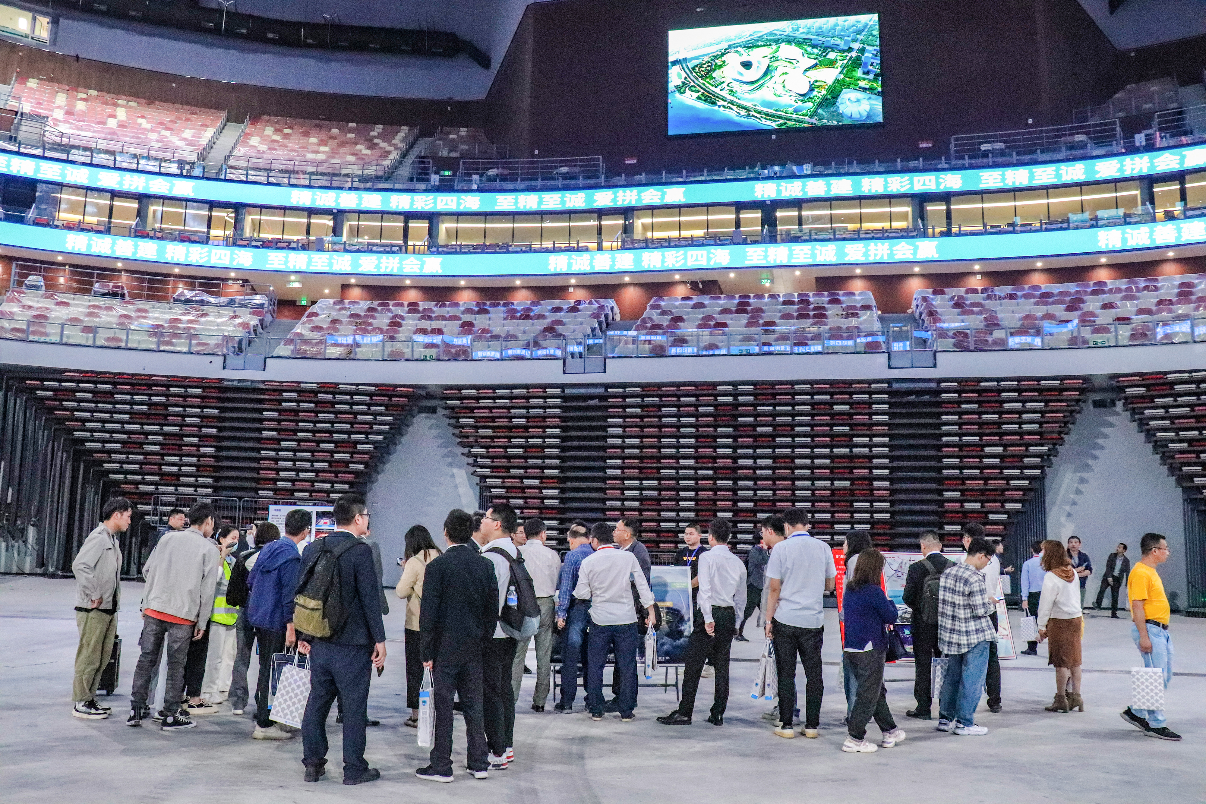 观摩新体 (1).JPG